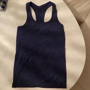 Lululemon tank top!